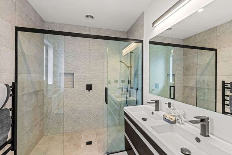 Photo of property in 9 Farrelly Place, Casebrook, Christchurch, 8051