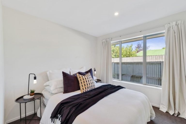 Photo of property in 14a Charles Street, Carterton, 5713