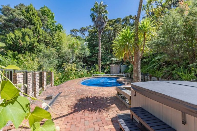 Photo of property in 110 Attwood Road, Paremoremo, Auckland, 0632