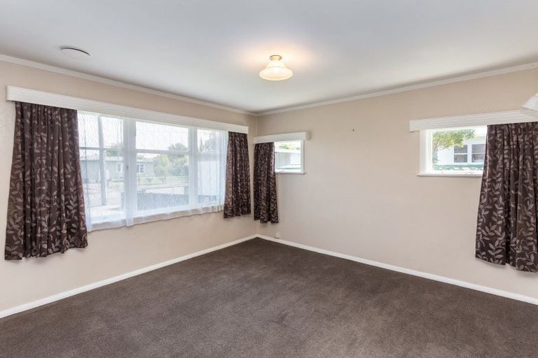 Photo of property in 9 Hinau Place, Lansdowne, Masterton, 5810
