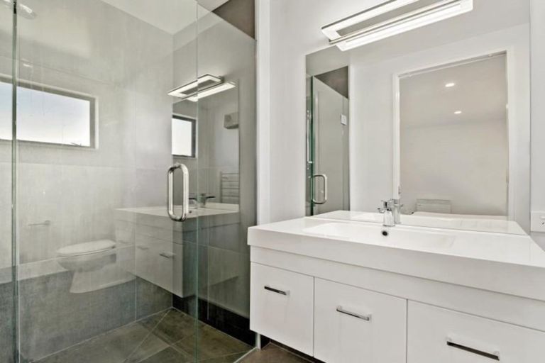 Photo of property in 26 Obelisk Street, Wanaka, 9305