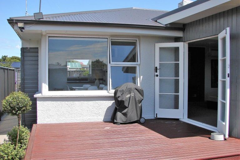 Photo of property in 16a Pine Crescent, Hargest, Invercargill, 9810