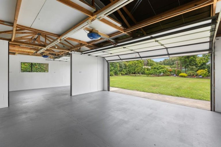 Photo of property in 526 Manutahi Road, Lepperton, New Plymouth, 4373