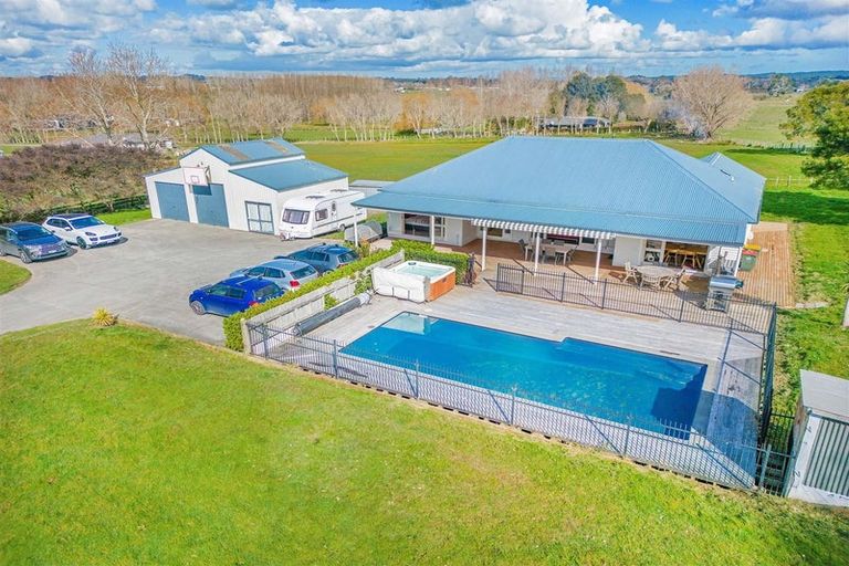 Photo of property in 327 Postman Road, Dairy Flat, Albany, 0794