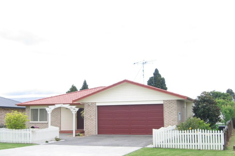 Photo of property in 3 Fencourt Crescent, Katikati, 3129