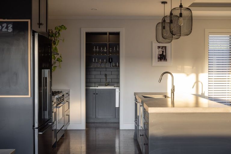 Photo of property in 23 Rich Rise, Havelock North, 4130