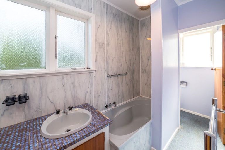 Photo of property in 8 Garrison Street, Carterton, 5713