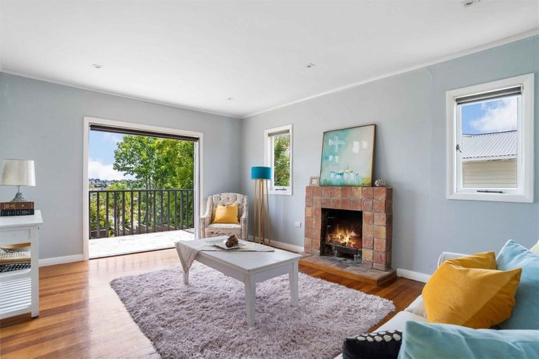 Photo of property in 1/40 Carlisle Road, Browns Bay, Auckland, 0630