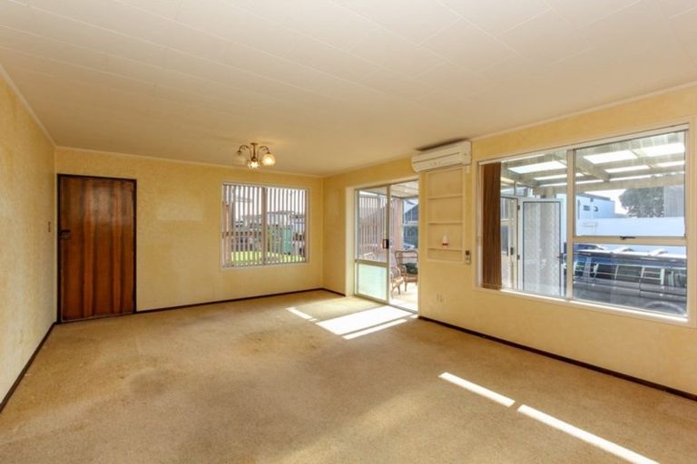 Photo of property in 1/82 Buller Street, New Plymouth, 4312