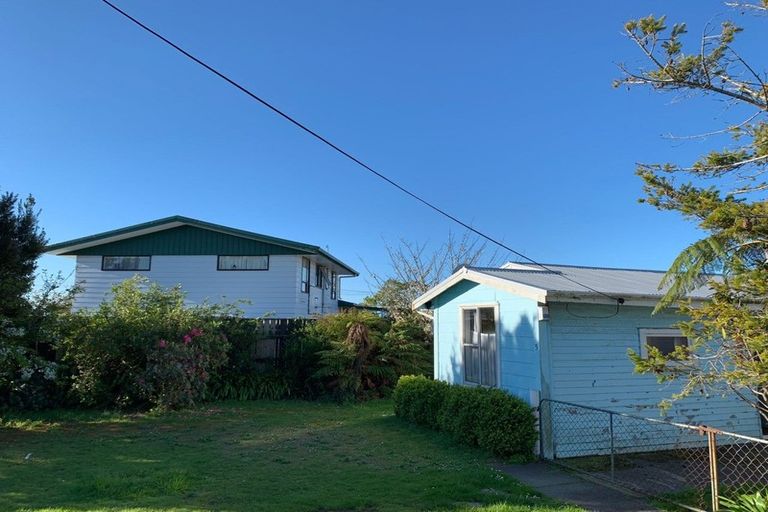 Photo of property in 5 Russell Street, Westport, 7825