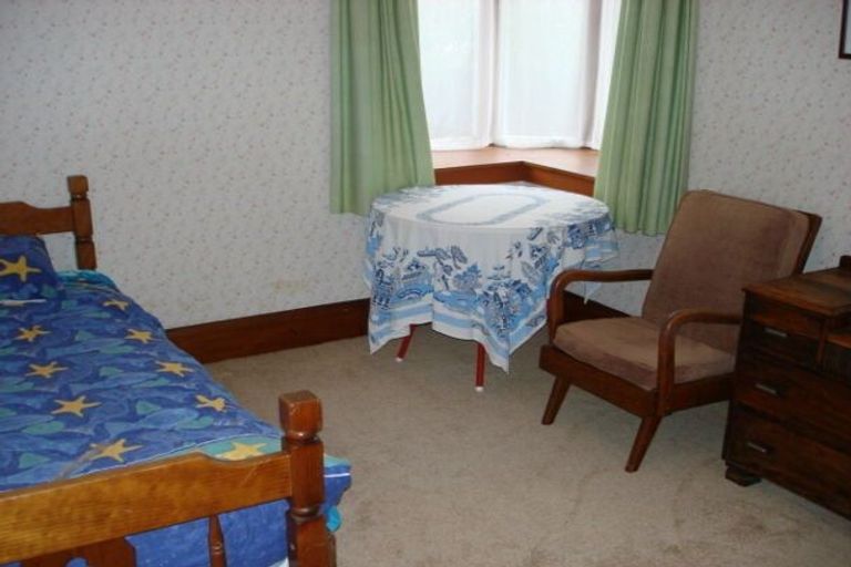 Photo of property in 42 Knowles Street, Terrace End, Palmerston North, 4410