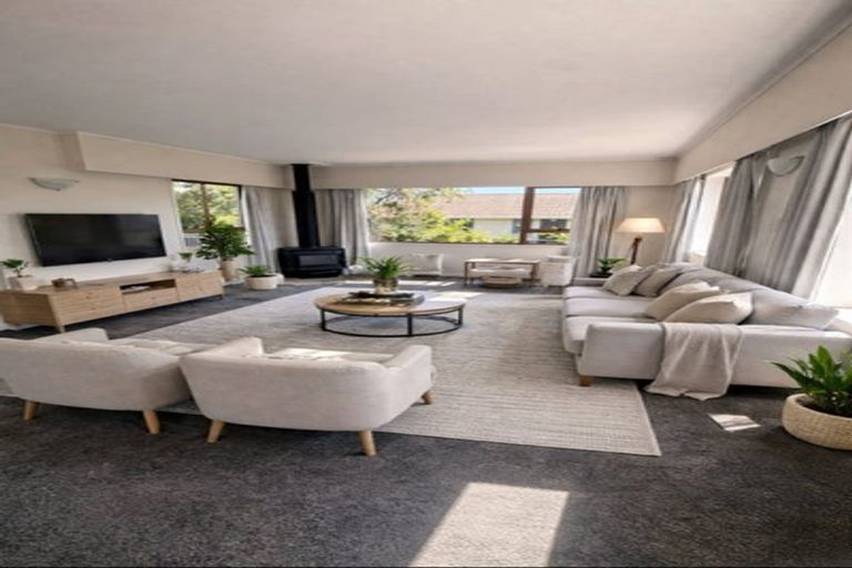 Photo of property in 16 Island View Terrace, Waikanae Beach, Waikanae, 5036