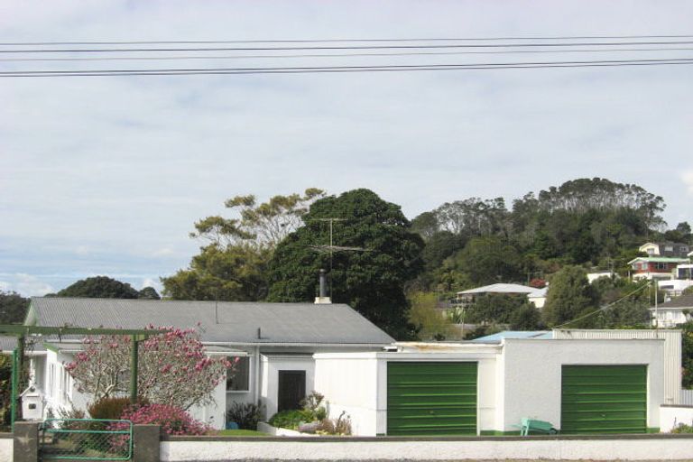 Photo of property in 27 Ngamotu Road, Moturoa, New Plymouth, 4310