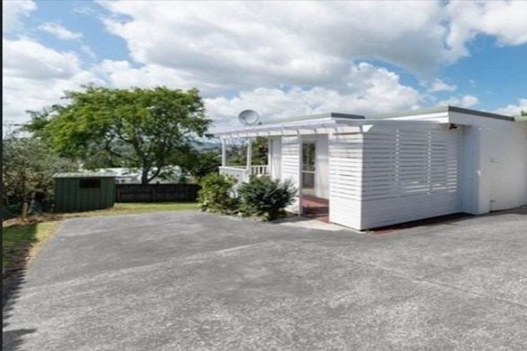 Photo of property in 81 Litten Road, Cockle Bay, Auckland, 2014