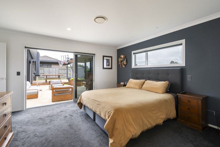 Photo of property in 42 Accolade Street, Maewa, Feilding, 4702