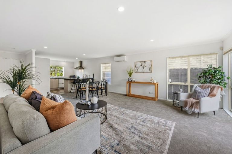 Photo of property in 67 Espalier Drive, Henderson, Auckland, 0612