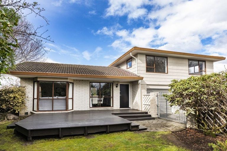 Photo of property in 29 Te Maru Place, Redwood, Christchurch, 8051