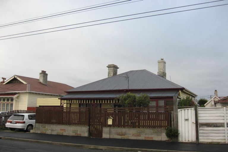 Photo of property in 11 Bay View Road, South Dunedin, Dunedin, 9012