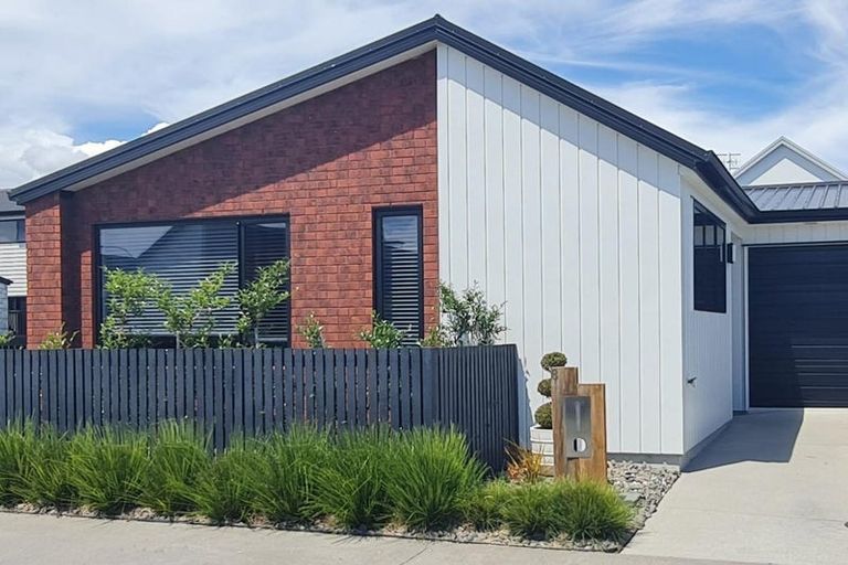 Photo of property in 8 Te Paea Crescent, Papamoa Beach, Papamoa, 3118