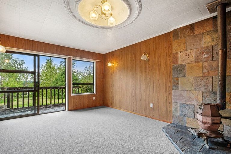 Photo of property in 96 Pomona Road, Kumeu, 0891