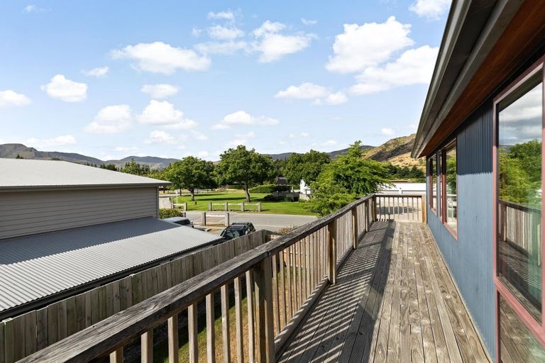 Photo of property in 36 Erskine Street, Lake Hayes, Queenstown, 9304