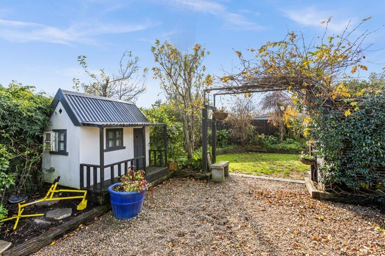 Photo of property in 90 Tait Drive, Greenmeadows, Napier, 4112