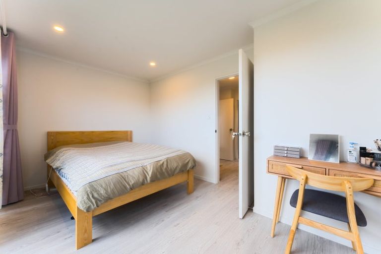 Photo of property in 9 Travis View Drive, Fairview Heights, Auckland, 0632