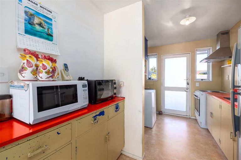 Photo of property in 3/80 Charles Street, Waltham, Christchurch, 8011