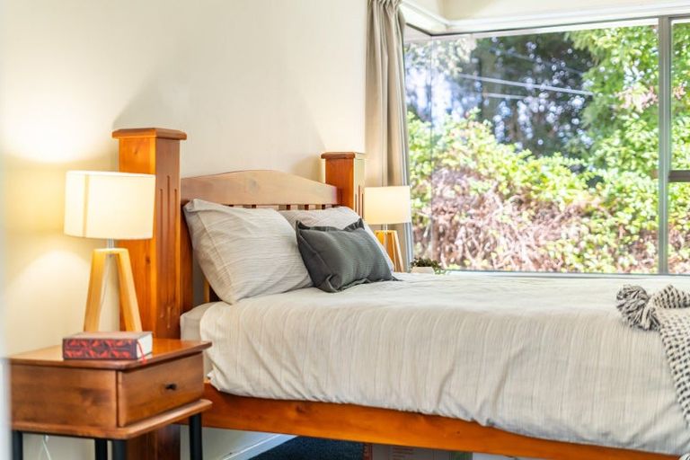 Photo of property in 4 Davis Crescent, Elderslea, Upper Hutt, 5018