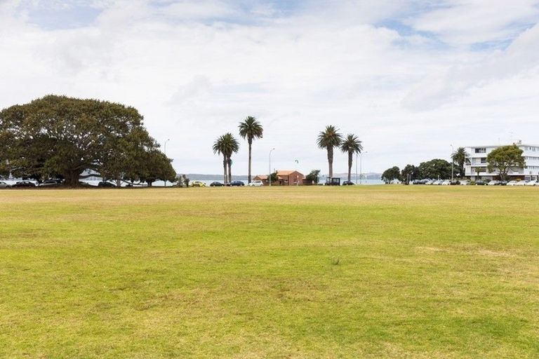 Photo of property in 2/27 The Parade, Saint Heliers, Auckland, 1071