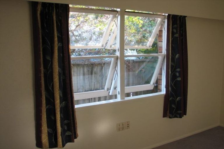 Photo of property in 265b Ngatai Road, Otumoetai, Tauranga, 3110