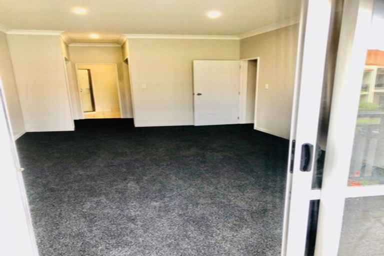 Photo of property in 5/44 Carlos Drive, Flat Bush, Auckland, 2016