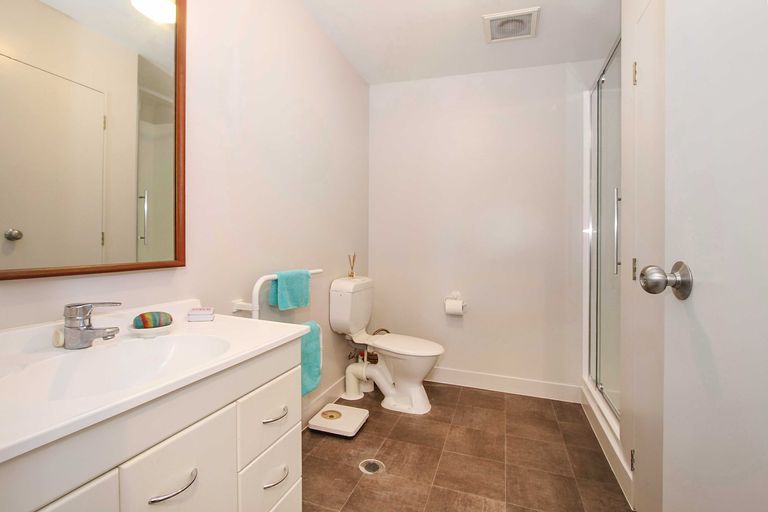 Photo of property in 9/241 Hinemoa Street, Birkenhead, Auckland, 0626