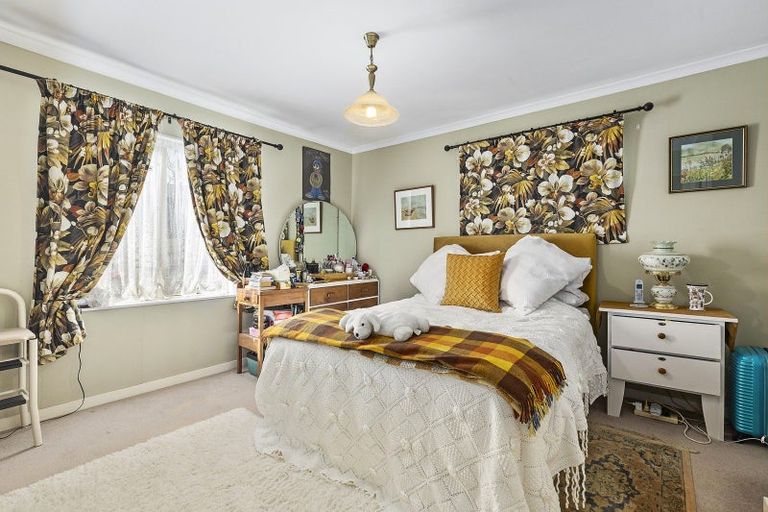 Photo of property in 15a Tukanae Street, Strathmore Park, Wellington, 6022