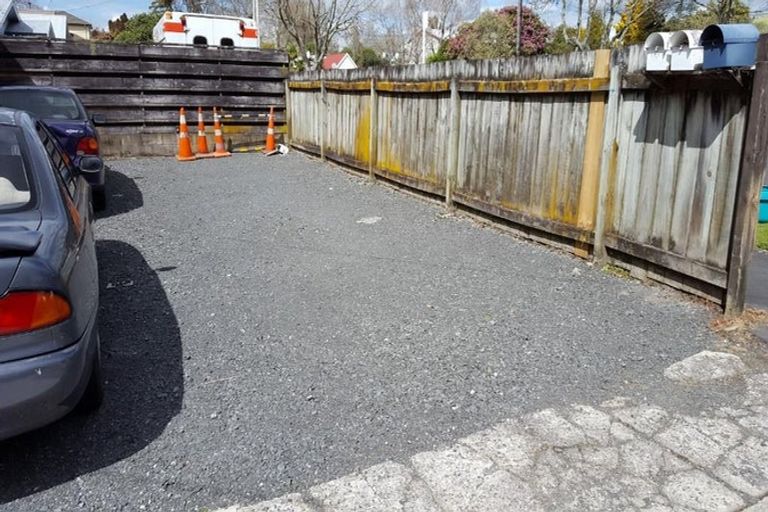 Photo of property in 16 Opoia Road, Hamilton East, Hamilton, 3216