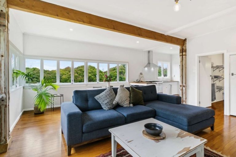 Photo of property in 14 South Avenue, Kaukapakapa, 0871