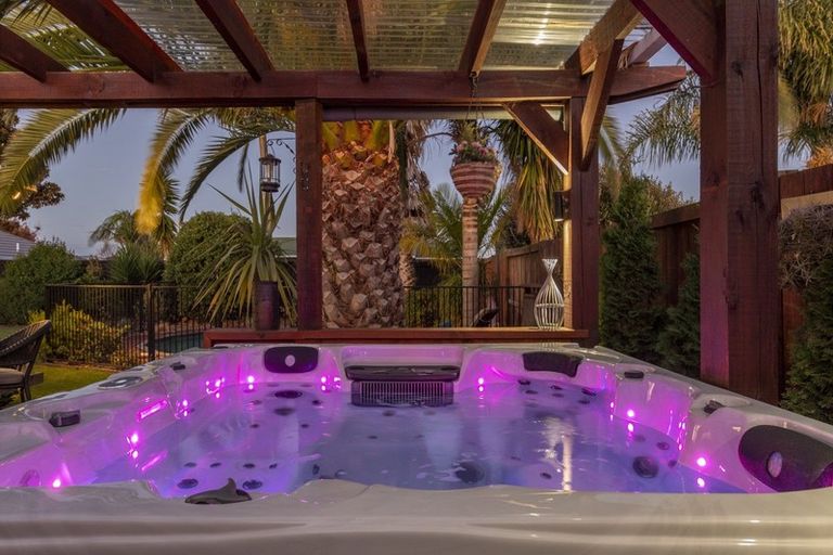 Photo of property in 429 Otumoetai Road, Otumoetai, Tauranga, 3110