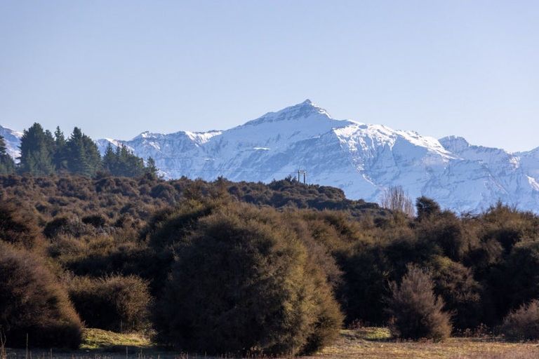 Photo of property in 19 Hikuwai Drive, Albert Town, Wanaka, 9305