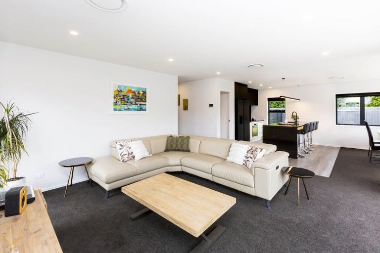 Photo of property in 25 Salisbury Crescent, Wallaceville, Upper Hutt, 5018