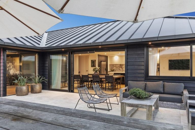 Photo of property in 48 Parkhill Road, Mellons Bay, Auckland, 2014