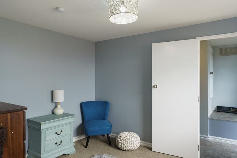 Photo of property in 3 Sealy Road, Bluff Hill, Napier, 4110