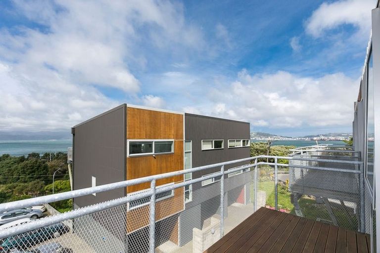 Photo of property in 20/2 Onslow Road, Khandallah, Wellington, 6035