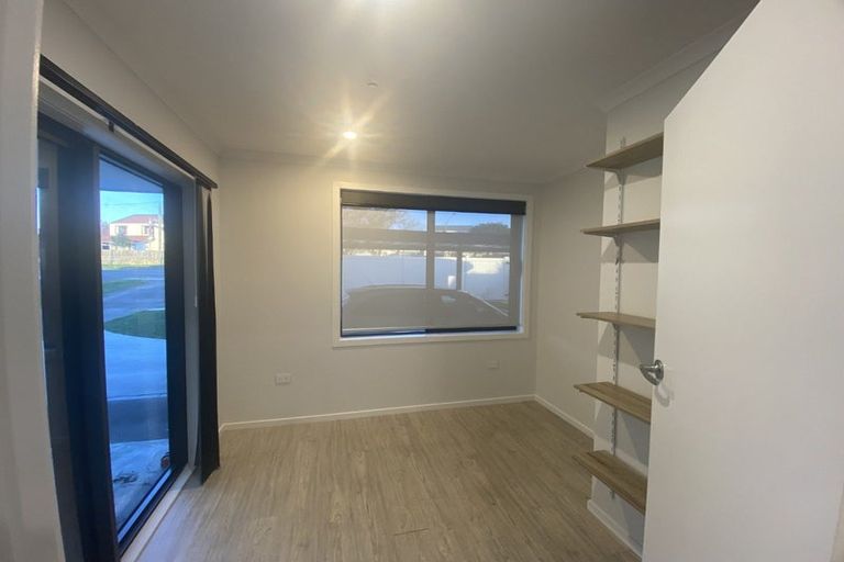 Photo of property in 68 Middle Road, Havelock North, 4130