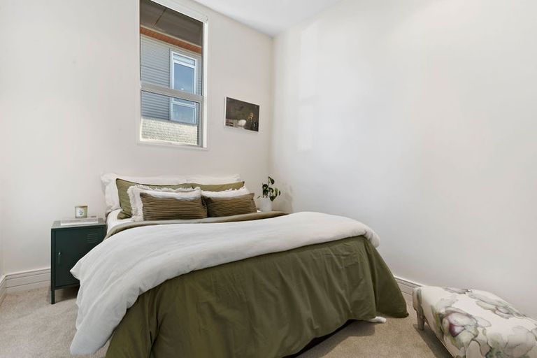 Photo of property in Rahiri Apartments, 4/23 Adelaide Street, Queenstown, 9300