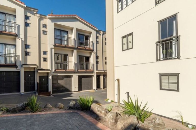 Photo of property in 14/346 Oceanbeach Road, Mount Maunganui, 3116