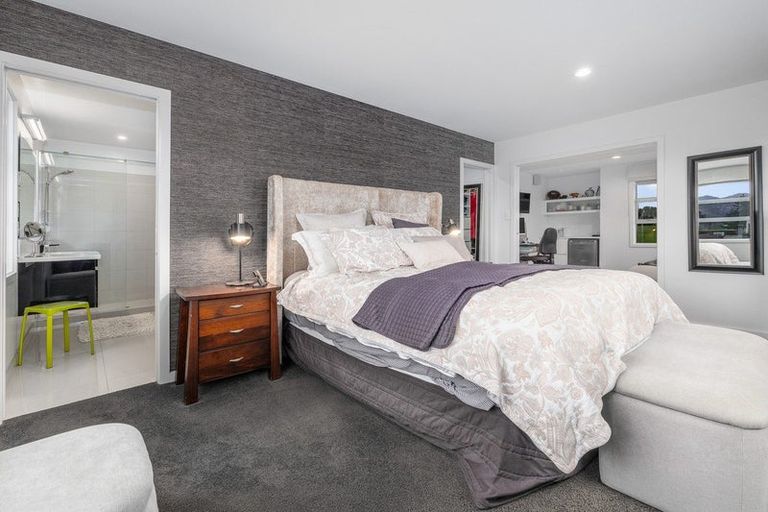 Photo of property in 29 Okarito Avenue, Levin, 5510