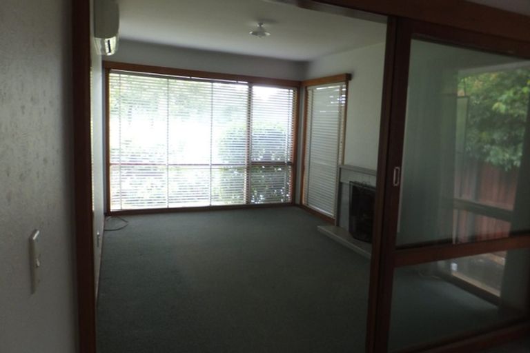 Photo of property in 1/65 Maidstone Road, Ilam, Christchurch, 8041