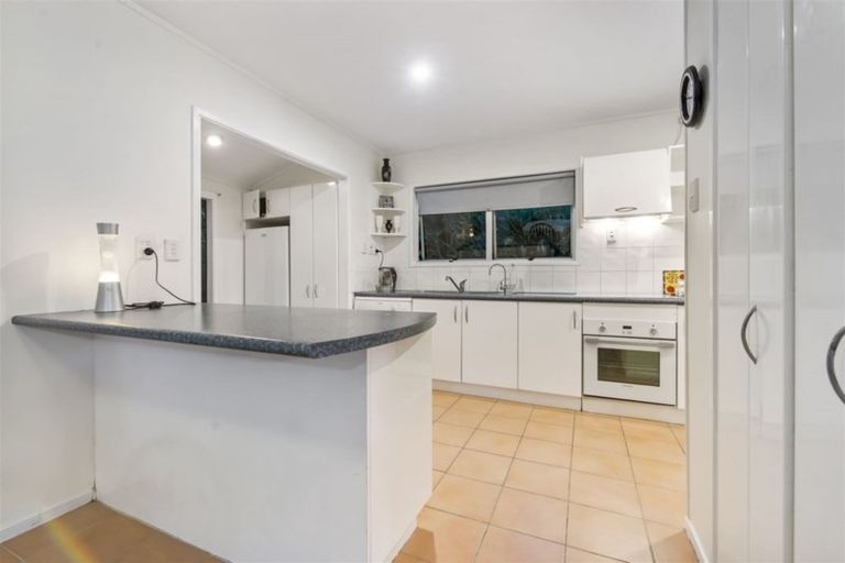 Photo of property in 223a Titirangi Road, Titirangi, Auckland, 0604