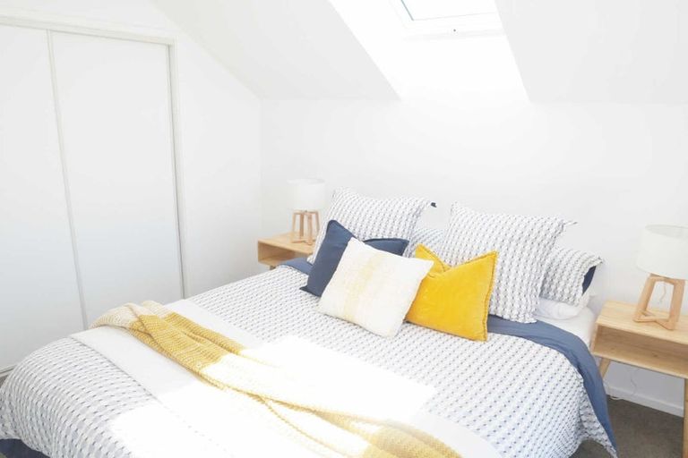 Photo of property in 2/23 Hills Road, Edgeware, Christchurch, 8013