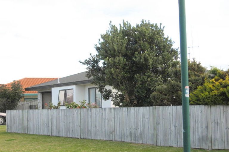 Photo of property in 48 Kane Road, Papamoa Beach, Papamoa, 3118